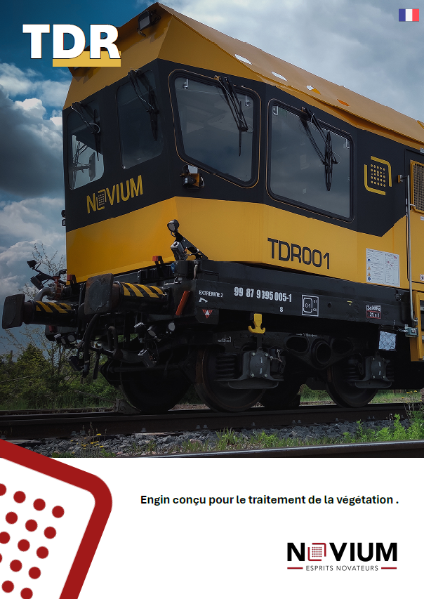 Premi&egrave;re de couverture de la plaquette technique TDR, engin con&ccedil;u pour le traitement de la v&eacute;g&eacute;tation sur les infrastructures ferroviaires.